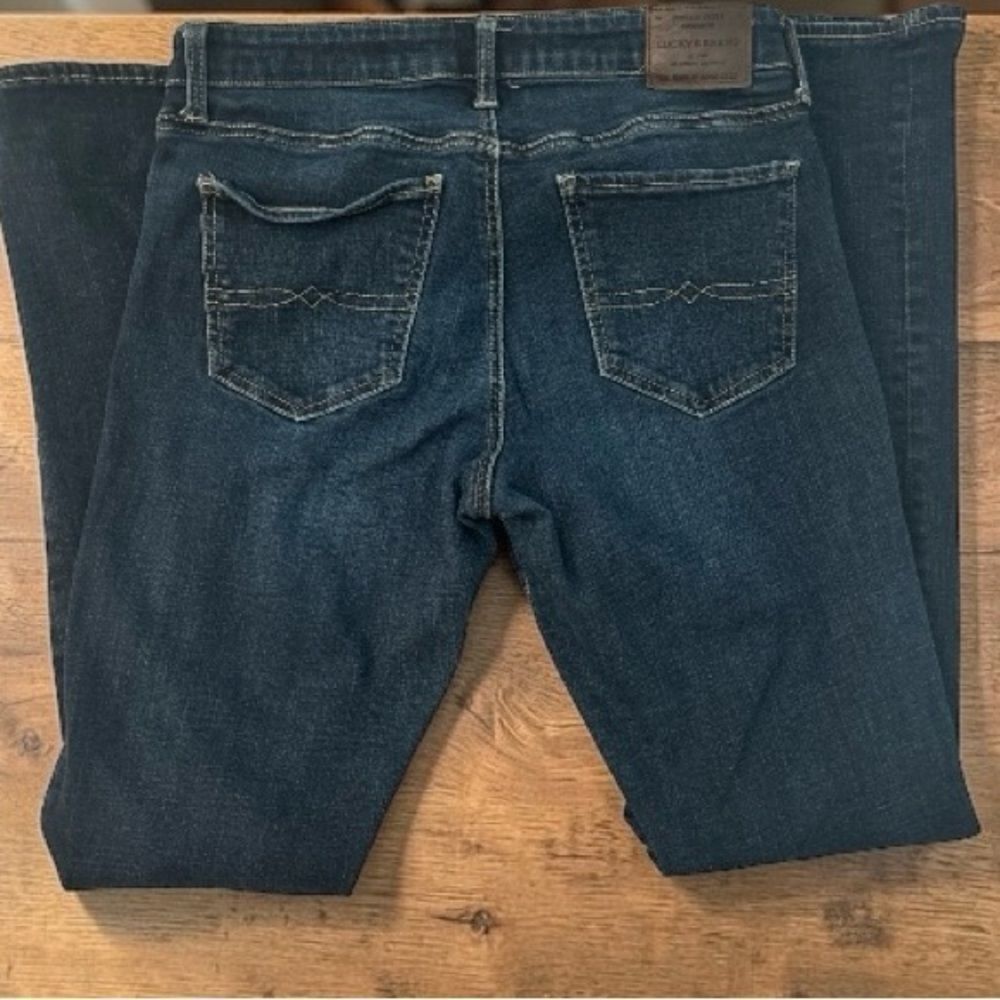 Lucky Brand Sweet Straight Jeans 8/29R - Picture 3 of 6
